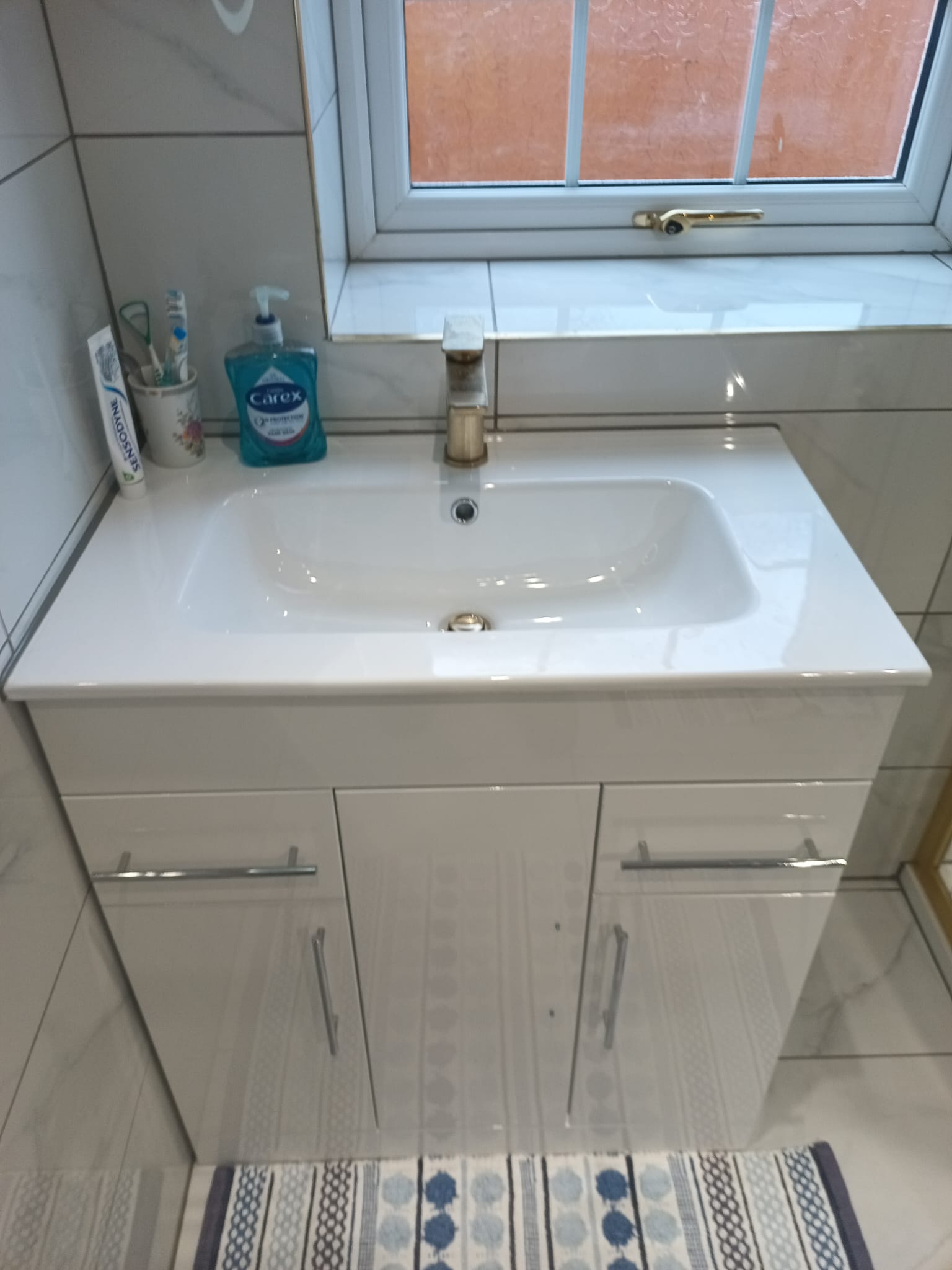 Vanity Basin Unit